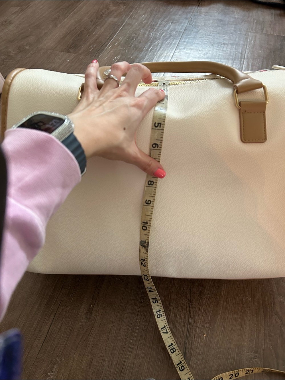 NWT Pooh with Berries Cream & Tan Quilted Satchel Bag - Picture 7 of 8